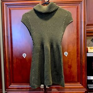 Cap sleeved turtle neck sweater. Cute army green color. Excellent condition